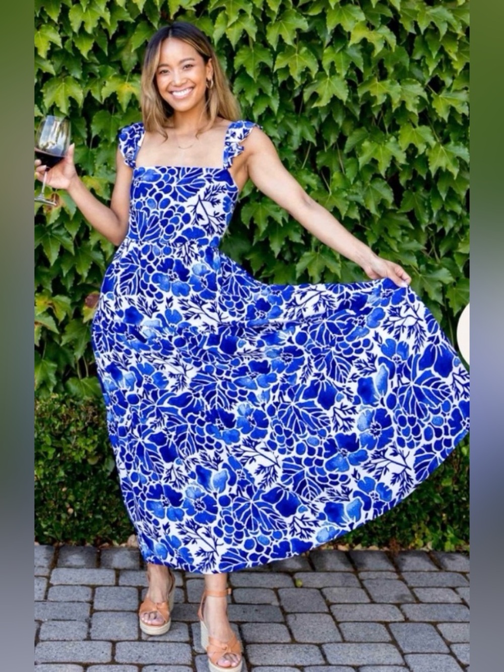 Perfect like new Kenny Flowers Blue and White Floral Maxi Dress M